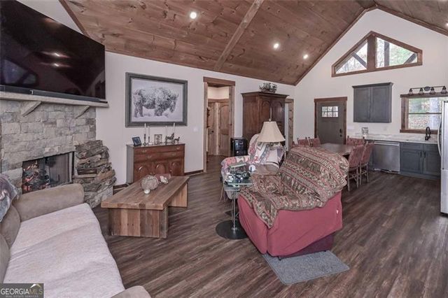 110 RIDGECREST, Ellijay, GA 30540