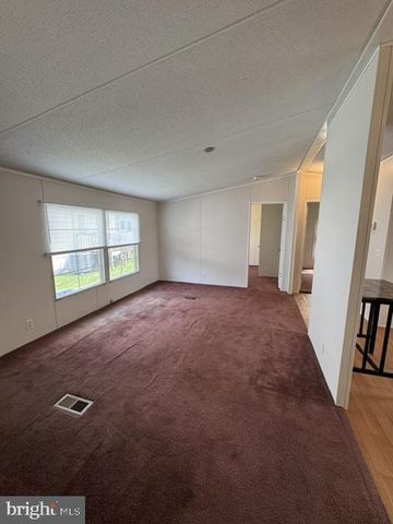 56 COOL BREEZE, Middle River, MD 21220