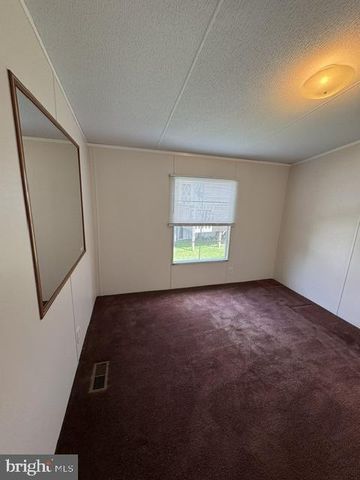 56 COOL BREEZE, Middle River, MD 21220