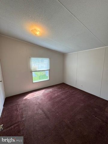 56 COOL BREEZE, Middle River, MD 21220