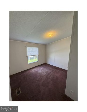 56 COOL BREEZE, Middle River, MD 21220