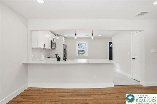 1652 Pleasant View Road, Lower Saucon Twp, PA 18015