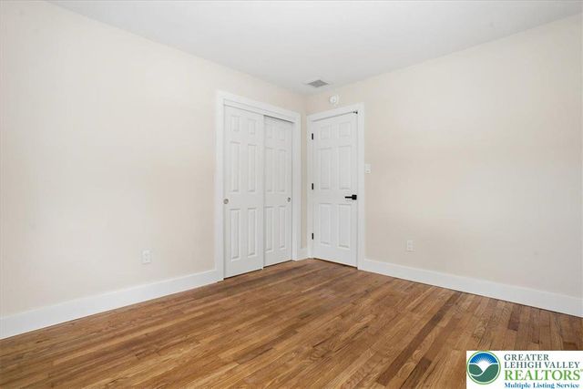 1652 Pleasant View Road, Lower Saucon Twp, PA 18015