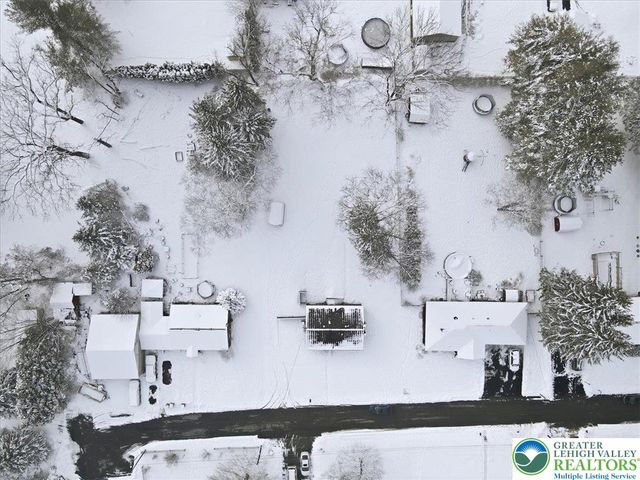 1652 Pleasant View Road, Lower Saucon Twp, PA 18015