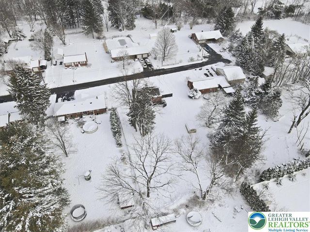 1652 Pleasant View Road, Lower Saucon Twp, PA 18015