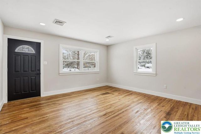 1652 Pleasant View Road, Lower Saucon Twp, PA 18015