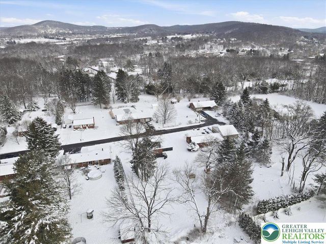 1652 Pleasant View Road, Lower Saucon Twp, PA 18015