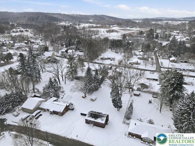 1652 Pleasant View Road, Lower Saucon Twp, PA 18015