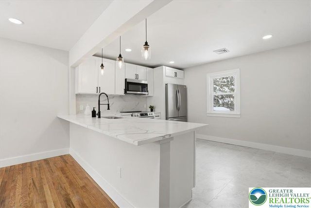 1652 Pleasant View Road, Lower Saucon Twp, PA 18015