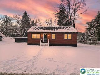 1652 Pleasant View Road, Lower Saucon Twp, PA 18015