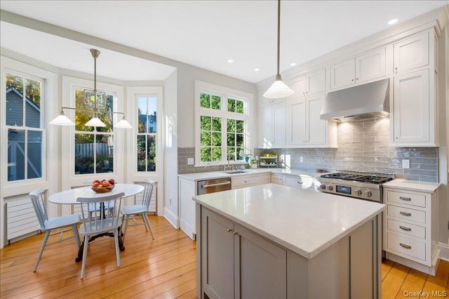 322 N Broadway, Nyack, NY 10960
