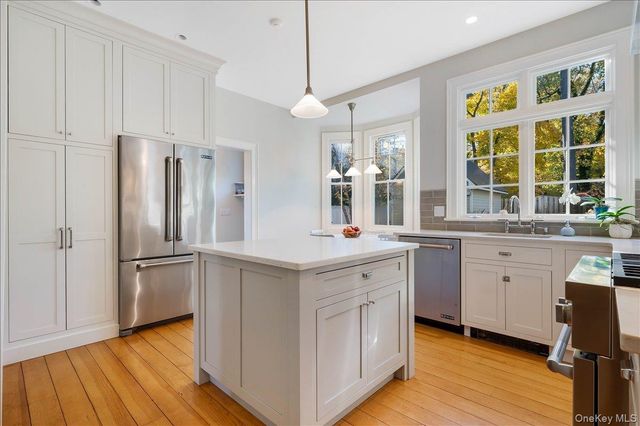 322 N Broadway, Nyack, NY 10960