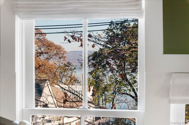 322 N Broadway, Nyack, NY 10960