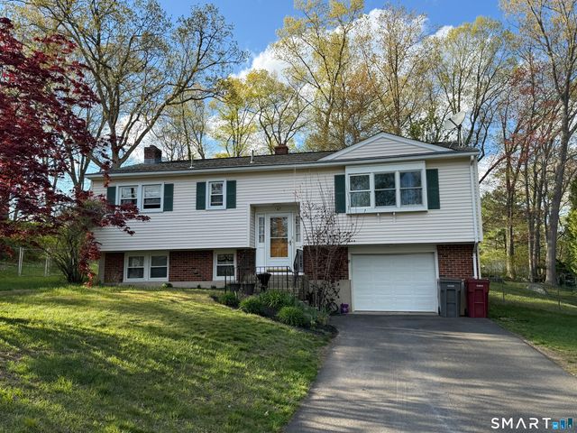 67 Gail Drive, Naugatuck, CT 06770