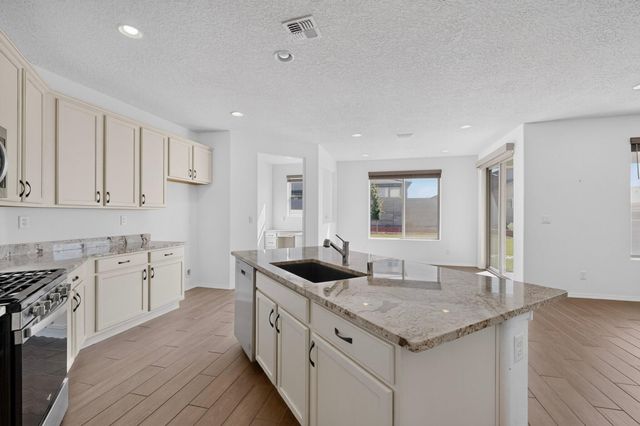 12119 Badger Mountain Trail NW, Albuquerque, NM 87120