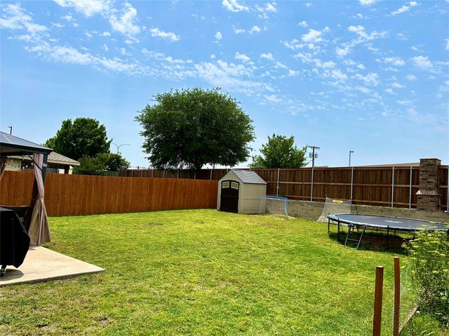 1113 Day Dream Drive, Fort Worth, TX 76052