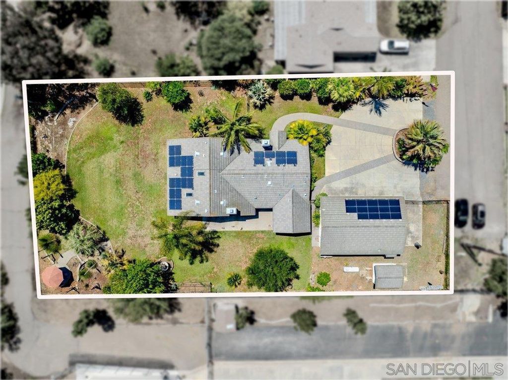 Image 44 of property listing at 411 Leclair, Escondido, CA 92026