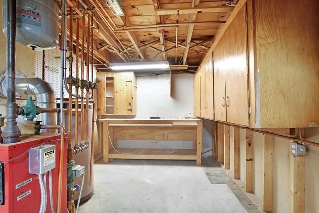 42 Allen St, Abington, MA 02351