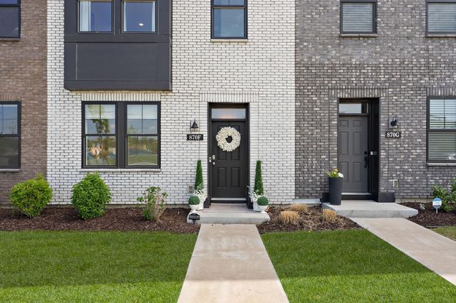 870 Mount Curve Boulevard F, Saint Paul, MN 55116