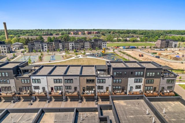 870 Mount Curve Boulevard F, Saint Paul, MN 55116