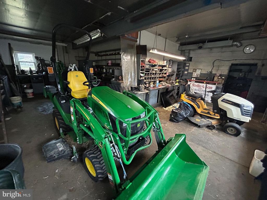 Image 7 of property listing at 699 S EGG HARBOR RD, Hammonton, NJ 08037