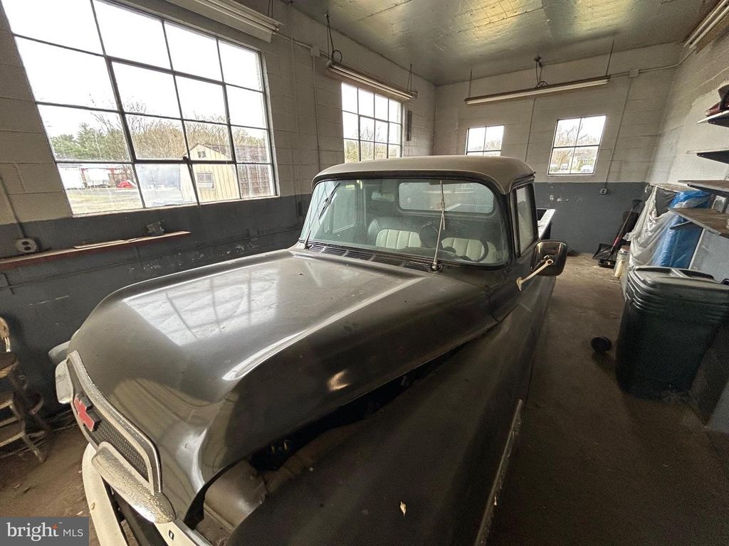 Image 8 of property listing at 699 S EGG HARBOR RD, Hammonton, NJ 08037