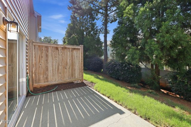 8711 Owl Roost Place, Raleigh, NC 27617