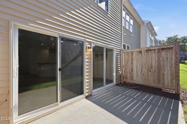8711 Owl Roost Place, Raleigh, NC 27617