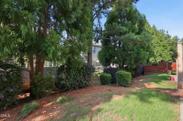 8711 Owl Roost Place, Raleigh, NC 27617