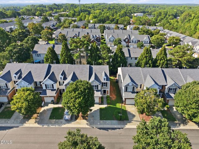 8711 Owl Roost Place, Raleigh, NC 27617