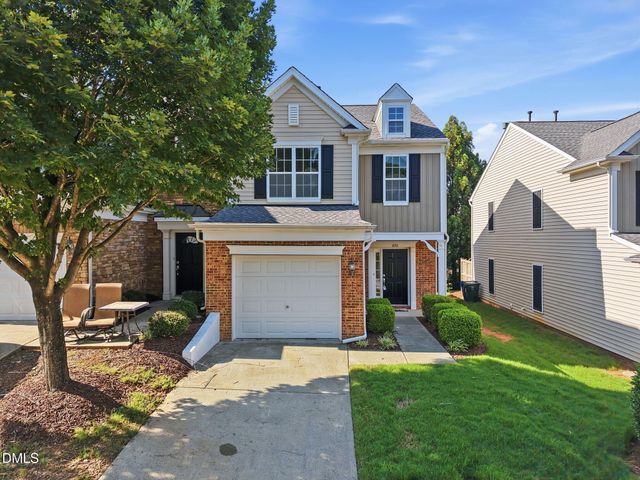 8711 Owl Roost Place, Raleigh, NC 27617