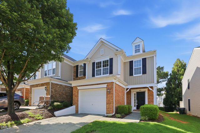 8711 Owl Roost Place, Raleigh, NC 27617