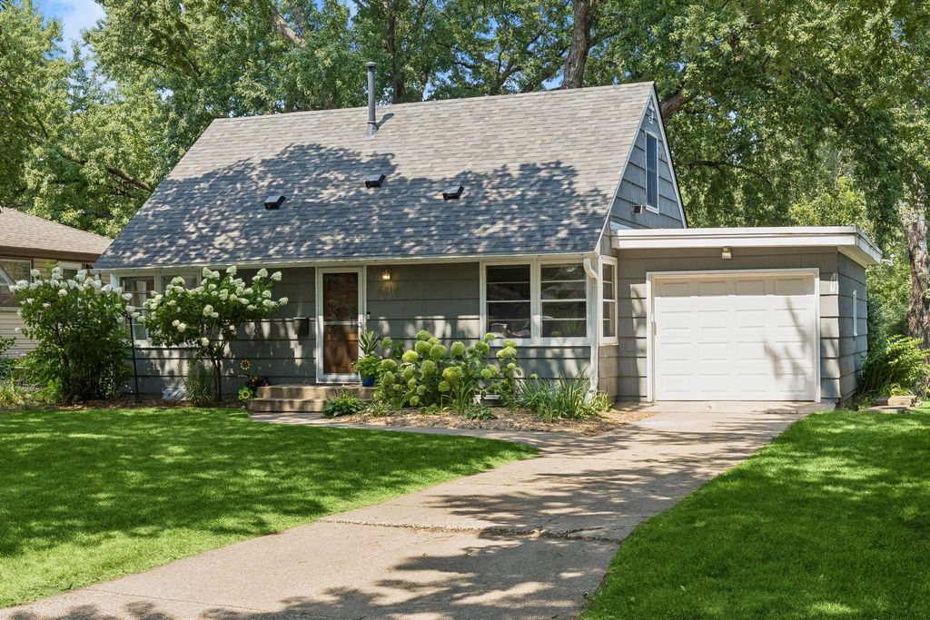 6810 W 24th Street, Saint Louis Park, MN 55426 — exterior
