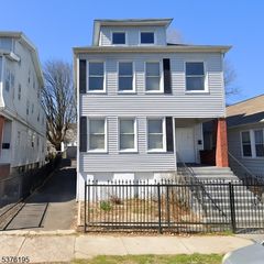 163 W End Ave, Newark City, NJ 07106