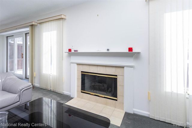 37019 Driftwood 5, Farmington Hills, MI 48331