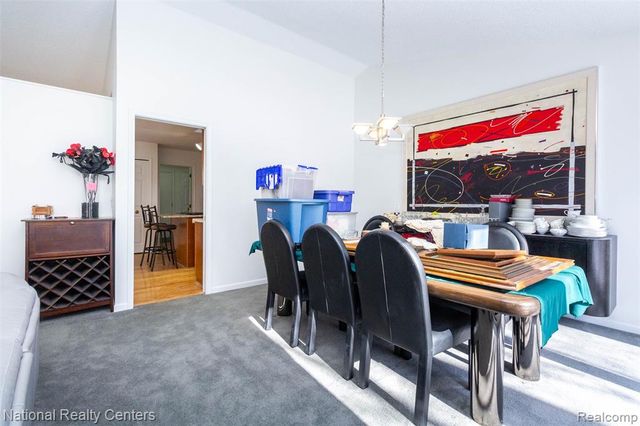 37019 Driftwood 5, Farmington Hills, MI 48331