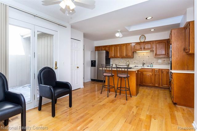 37019 Driftwood 5, Farmington Hills, MI 48331