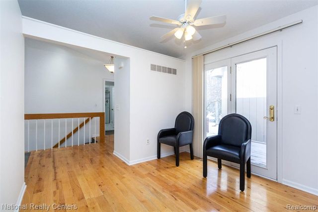 37019 Driftwood 5, Farmington Hills, MI 48331