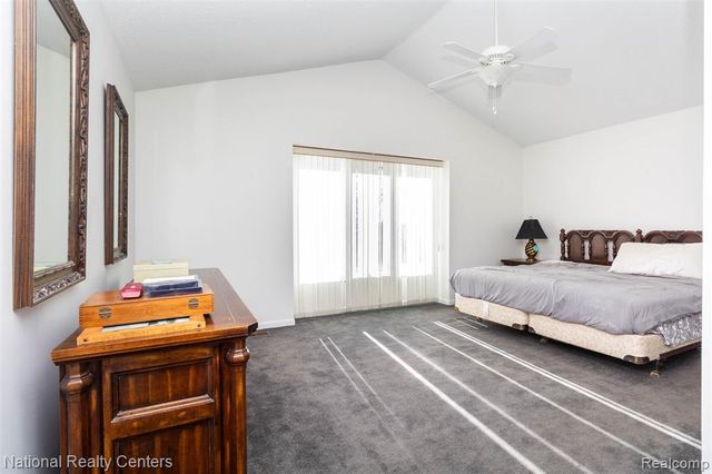 37019 Driftwood 5, Farmington Hills, MI 48331