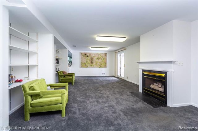 37019 Driftwood 5, Farmington Hills, MI 48331