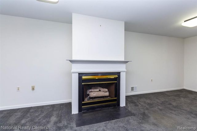 37019 Driftwood 5, Farmington Hills, MI 48331