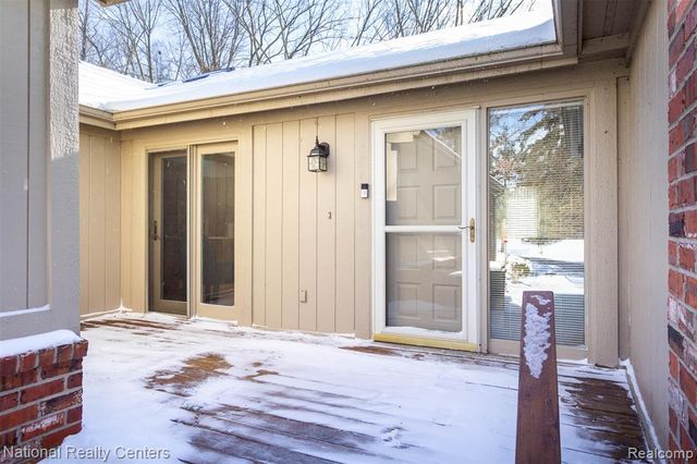 37019 Driftwood 5, Farmington Hills, MI 48331