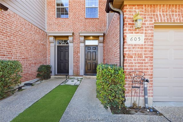 1425 West Villa Maria Road 605, Bryan, TX 77801