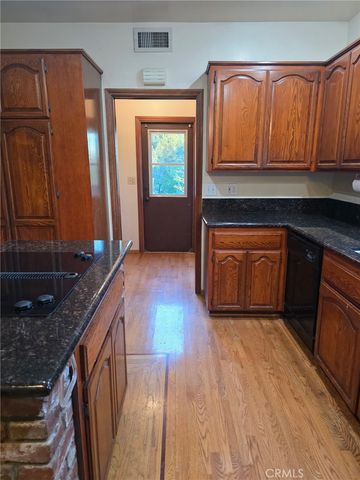 2030 Liliano, Sierra Madre, CA 91024