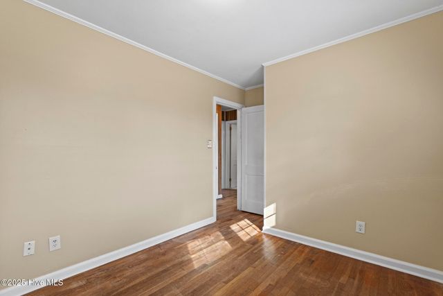 200 Banks Street, Jacksonville, NC 28540