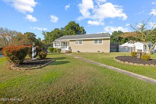 200 Banks Street, Jacksonville, NC 28540