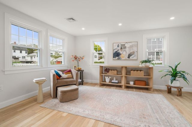 20 Homer Rd, Arlington, MA 02476
