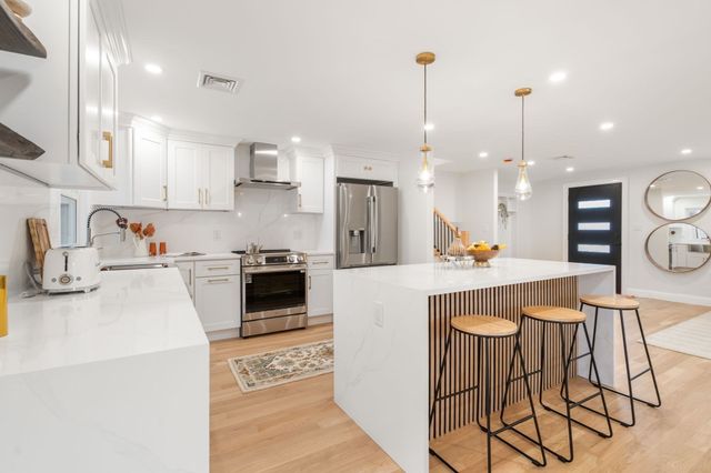 20 Homer Rd, Arlington, MA 02476