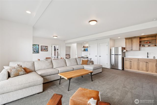 505 Michelle Drive, Camano Island, WA 98282