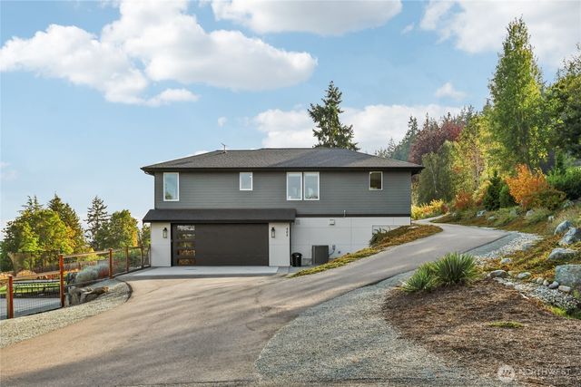 505 Michelle Drive, Camano Island, WA 98282